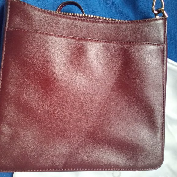Michael Kors Leather Crossbody Bag, color Burgundy - Picture 5 of 9